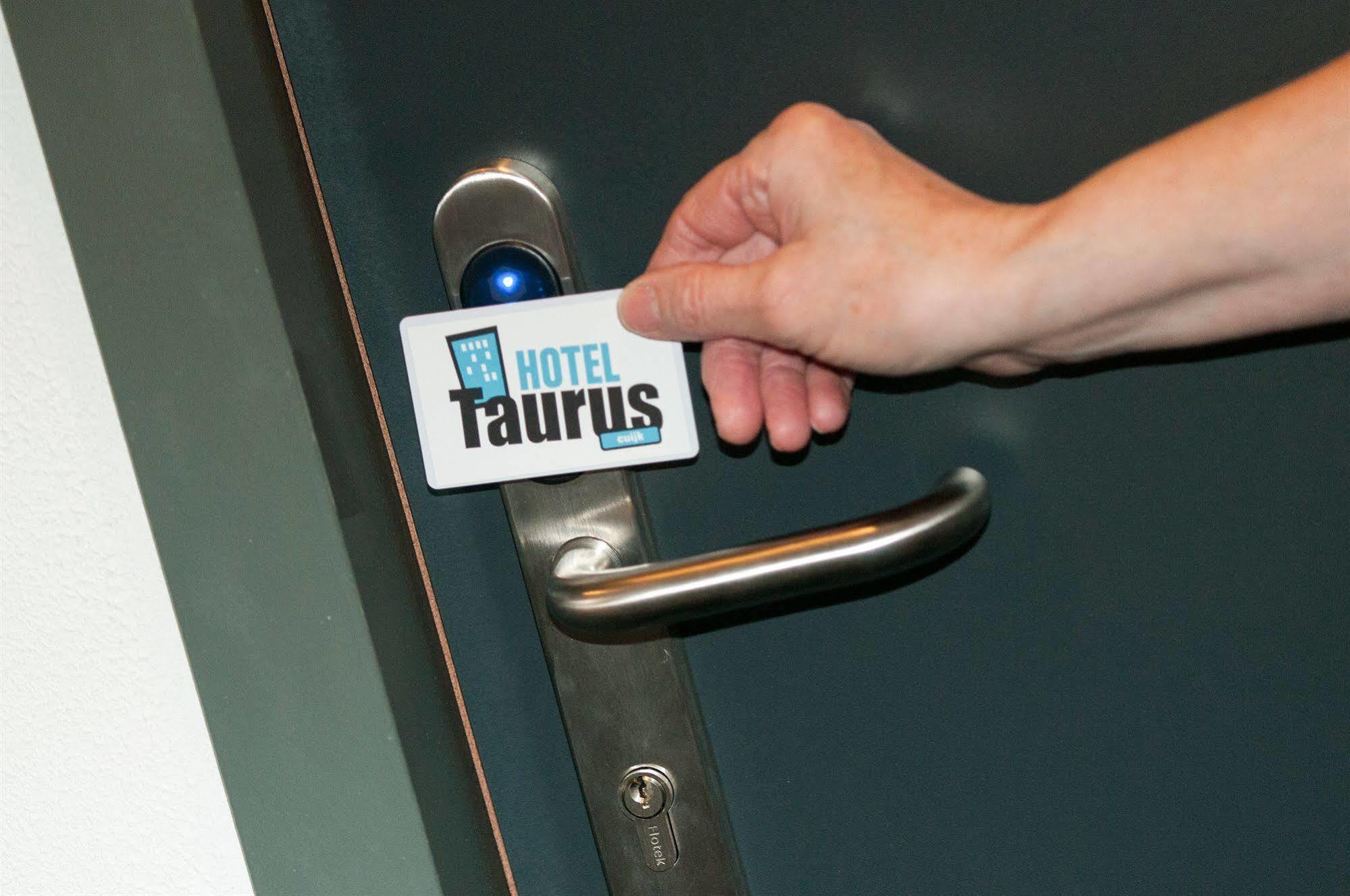Hotel Taurus Cuijk Extérieur photo